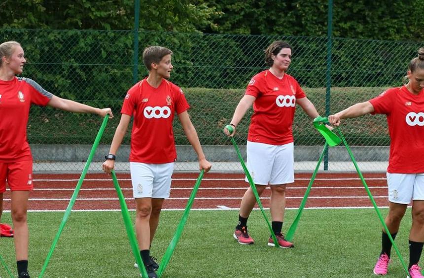 Entraînement au Standard de Liège pour les jeunes filles : cycle 2