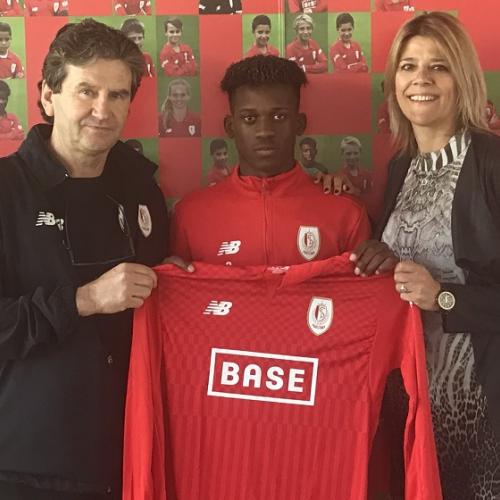 Le Standard de Liège offre un 1er contrat pro à Fostave MABANI