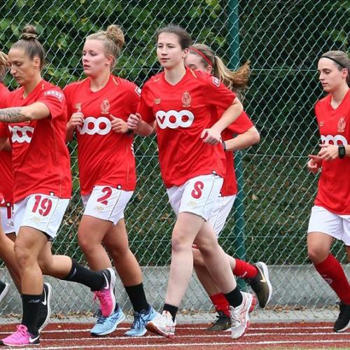 Entraînements au Standard de Liège pour les jeunes filles